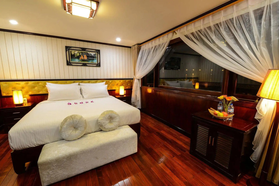 Halong Silversea Cruise