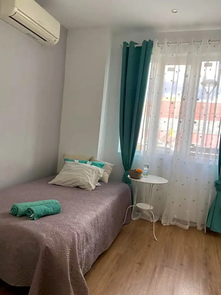 Hostal Orange Vibes Inn