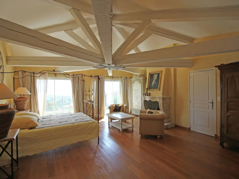 Beautiful Villa with Swimming Pool in Cavalaire-sur-Mer