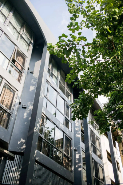 Collection O The Spades Hostel