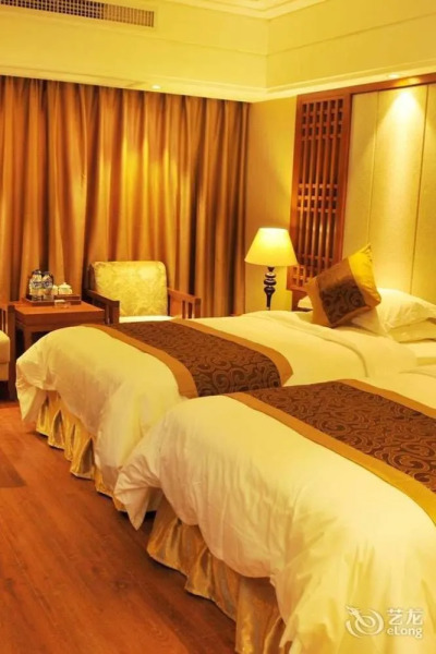 Xishuangbanna Harbour Side International Hotel