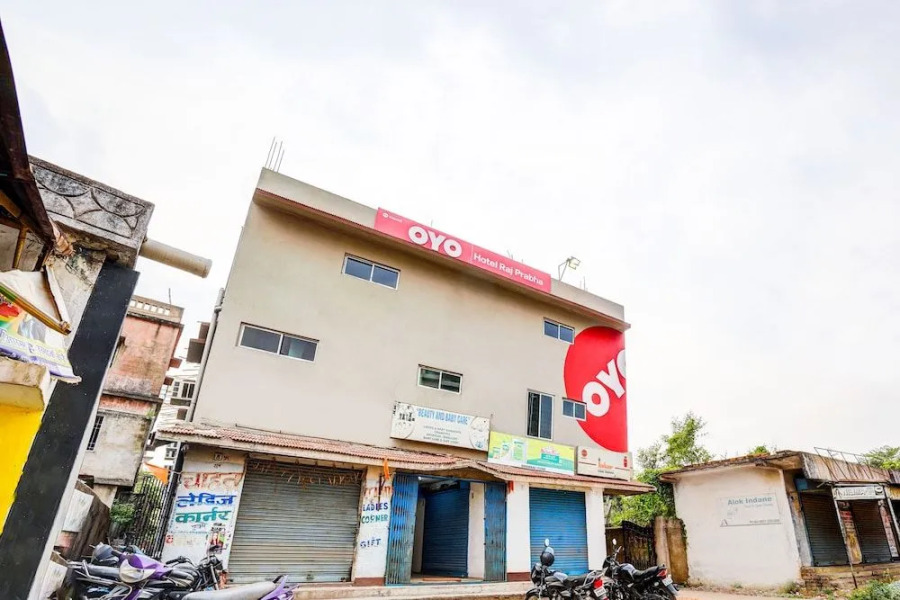 OYO 19609 Hotel Rajprabha
