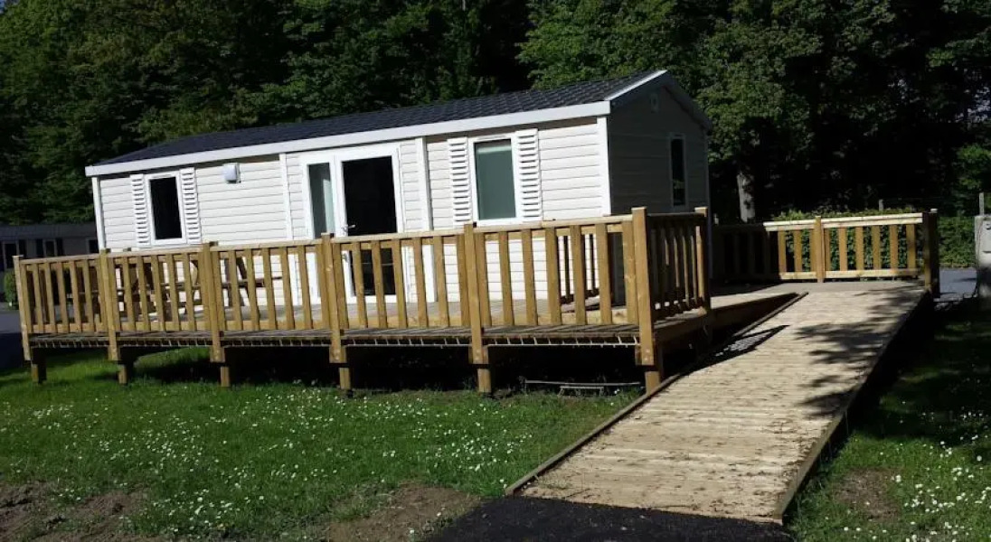 Camping " Les Etangs Des Moines"