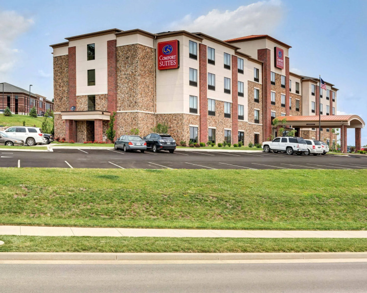 Comfort Suites Bridgeport - Clarksburg