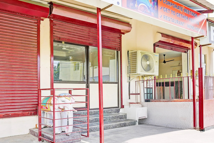 Hotel O Guduvancheri Railway Station