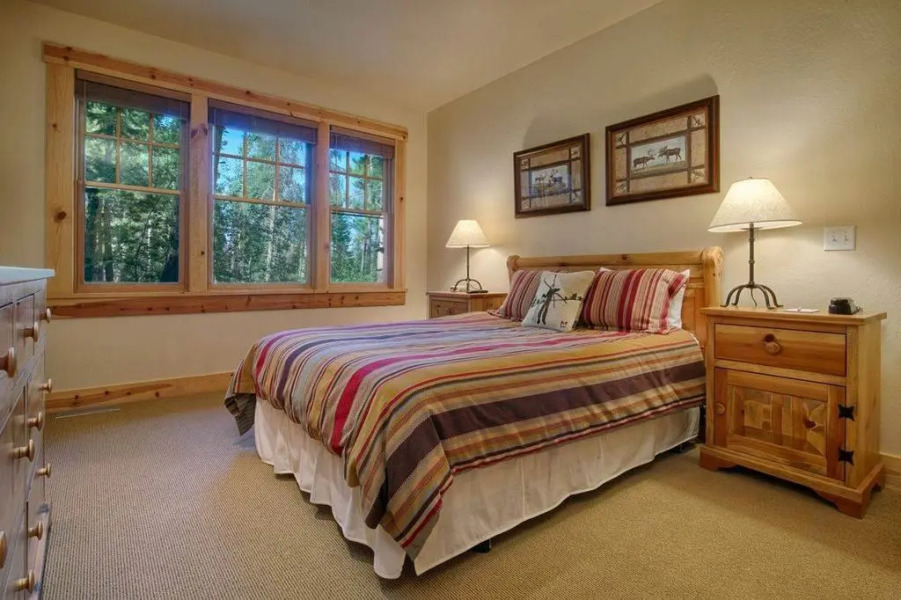 Granite Ridge Homestead