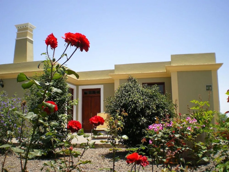 Casa Manuel y Lucía A by Isla Bonita