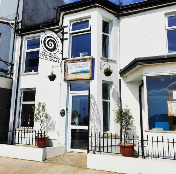 Mourne Mountain Art Apartments