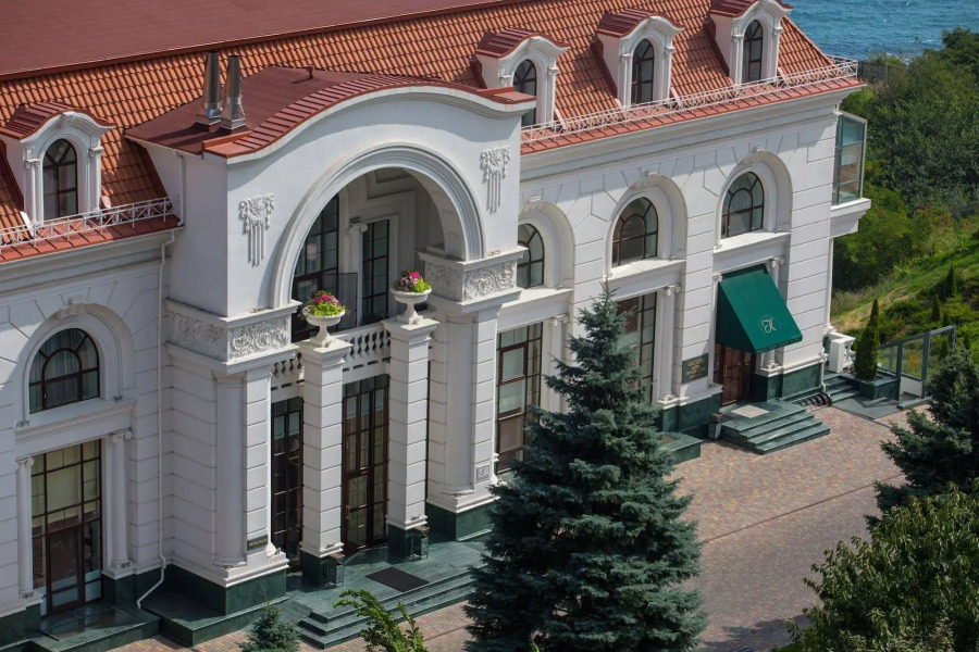 Отель KADORR Hotel Resort & Spa