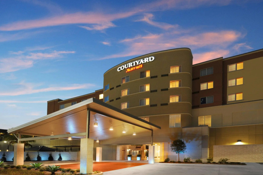 Courtyard by Marriott Houston Pearland
