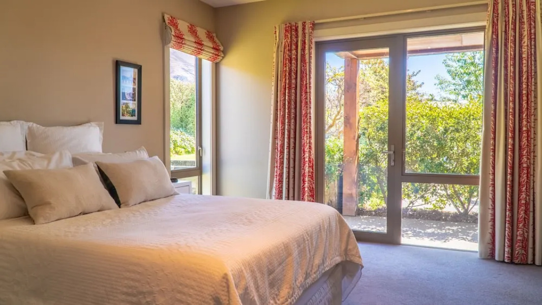 Spacious, Family Home With Several Outdoor Entertaining Areas