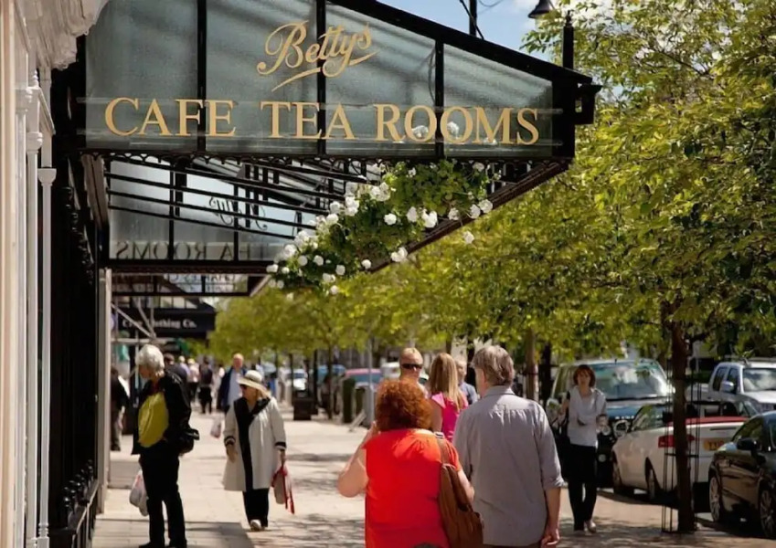 Westwood Lodge Ilkley Moor