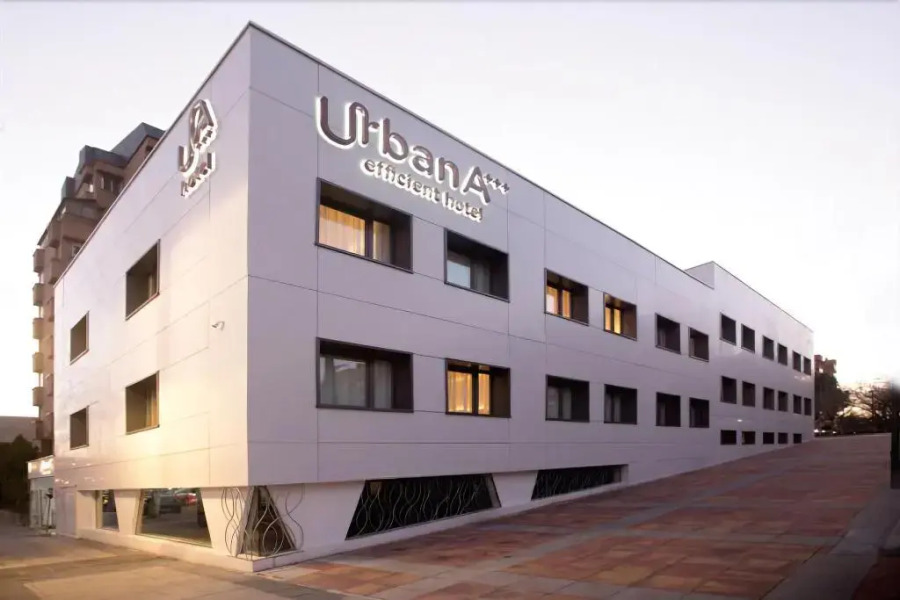 Hotel UrbanA +++ Tres Cantos