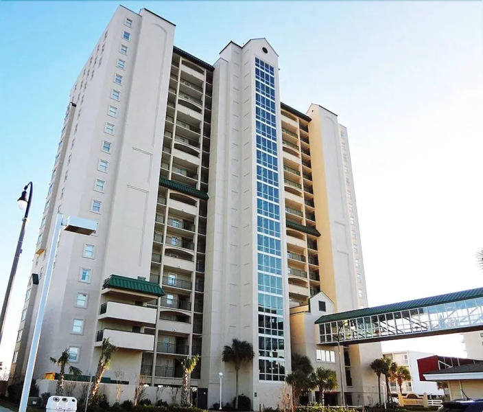 Windy Hill Dunes 701 4 Br condo by RedAwning