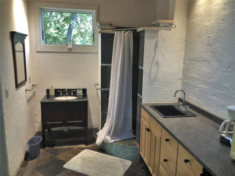 Kisses Cottage by Jekyll Realty