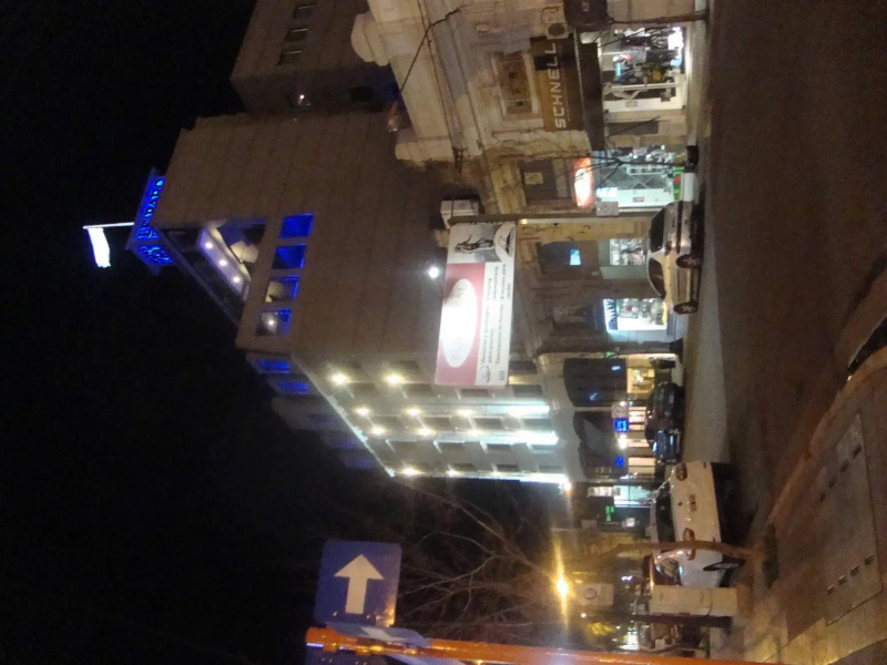 Le Parc Hotel & Suites