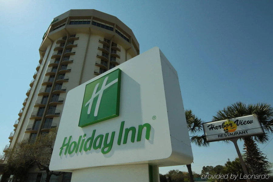 Holiday Inn Charleston Riverview by IHG