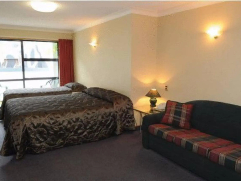 97 Motel Moray