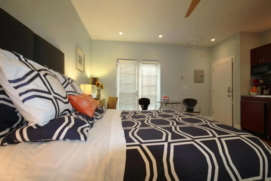 Magnolia Coach House