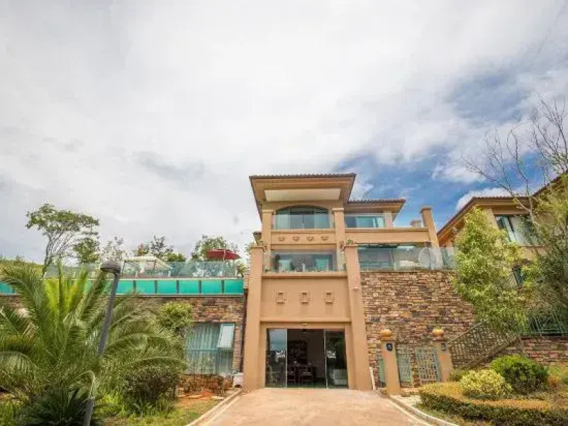 Lake of Fuxian Bicheng B&B (Chengjiang Sun Mountain Branch)