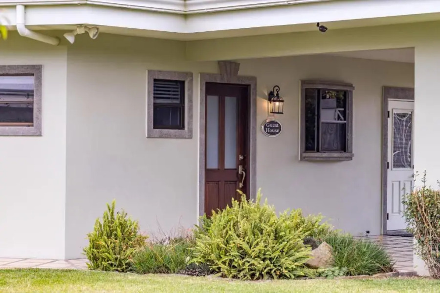 Grecia, Costa Rica Mountain Estate Guest Home 2/2 All Furnished