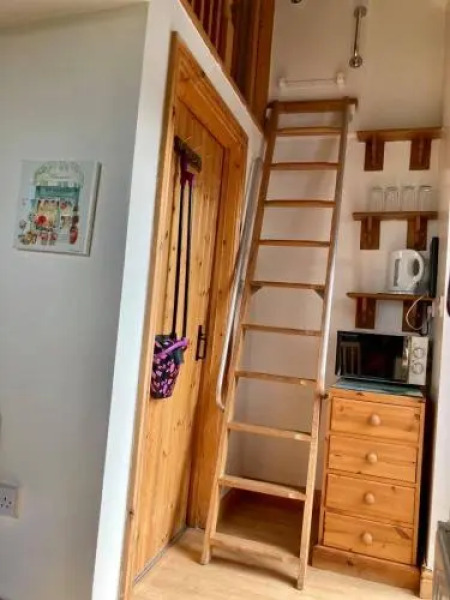 Brecks Cottage Bed and Breakfast