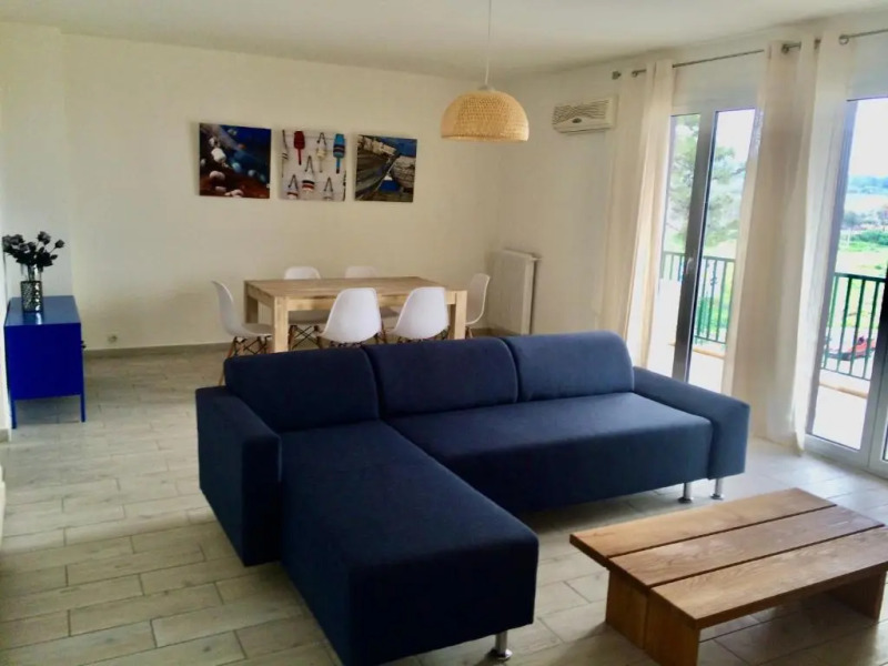 Appartement vue mer, rivière et montagnes