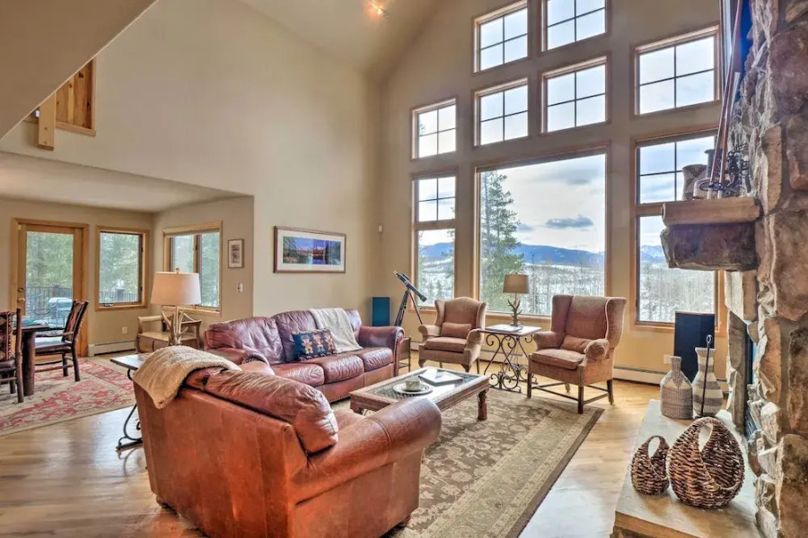 Grand Fraser Escape w/ Private Deck & Hot Tub