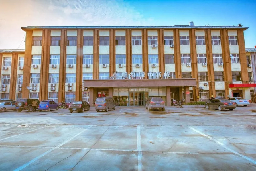 Biway Mansion Hotel (Puyang Jingkai Avenue Stadium Branch)