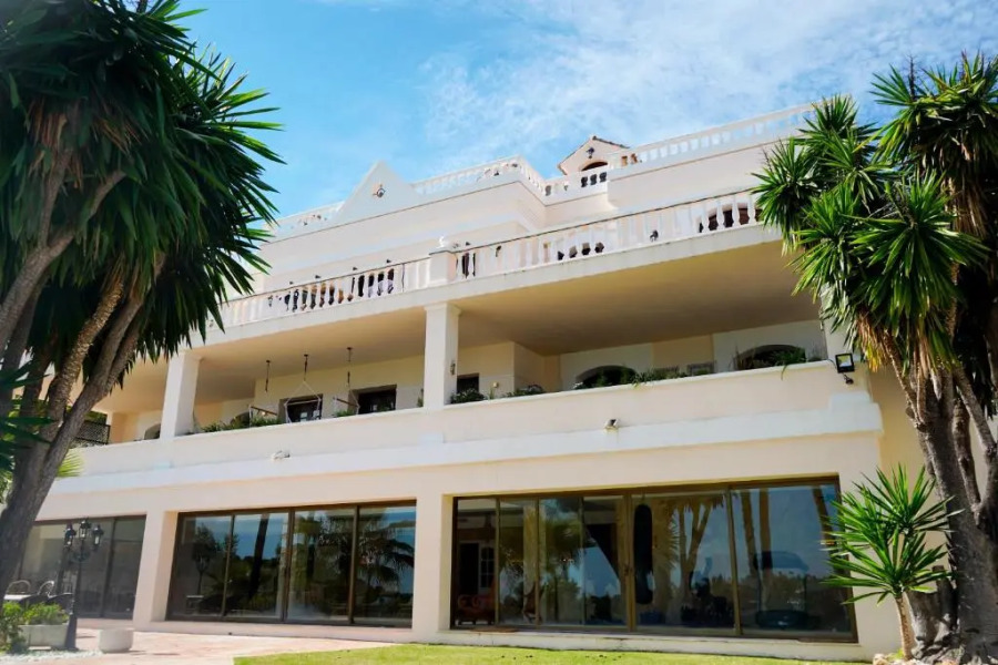 Huge Golf and Spa Mansion 8 min from Puerto Banus