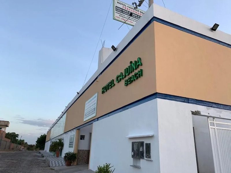 Hotel Cajuina Beach