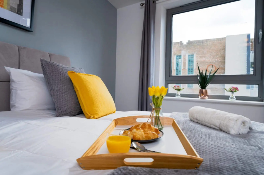 Ashleigh 2 Bed Apartment in the Heart of Watford