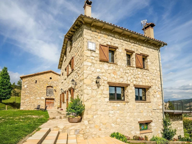Splendid Cottage in Vallcebre With Private Swimming Pool