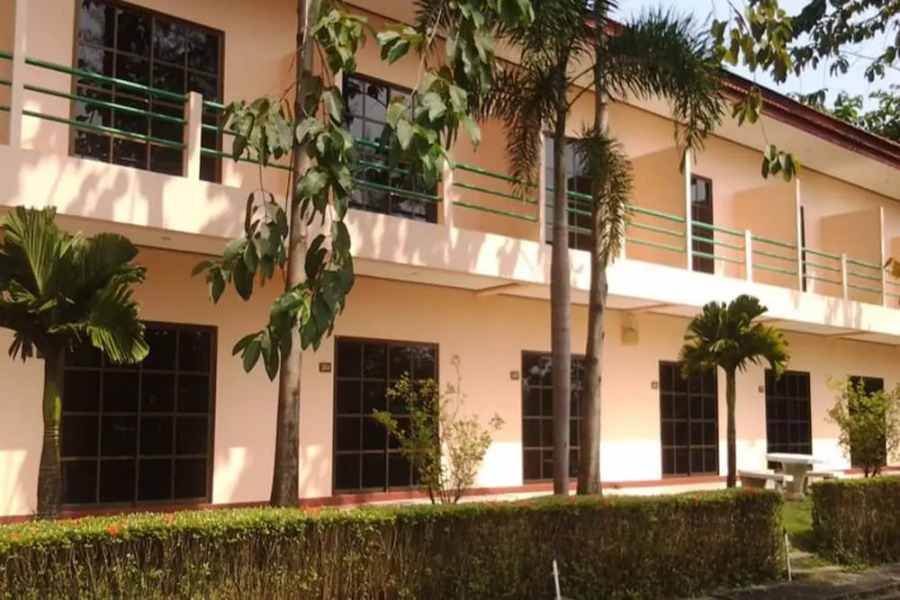 Golden Cliff Beach Resort (SHA Extra Plus)