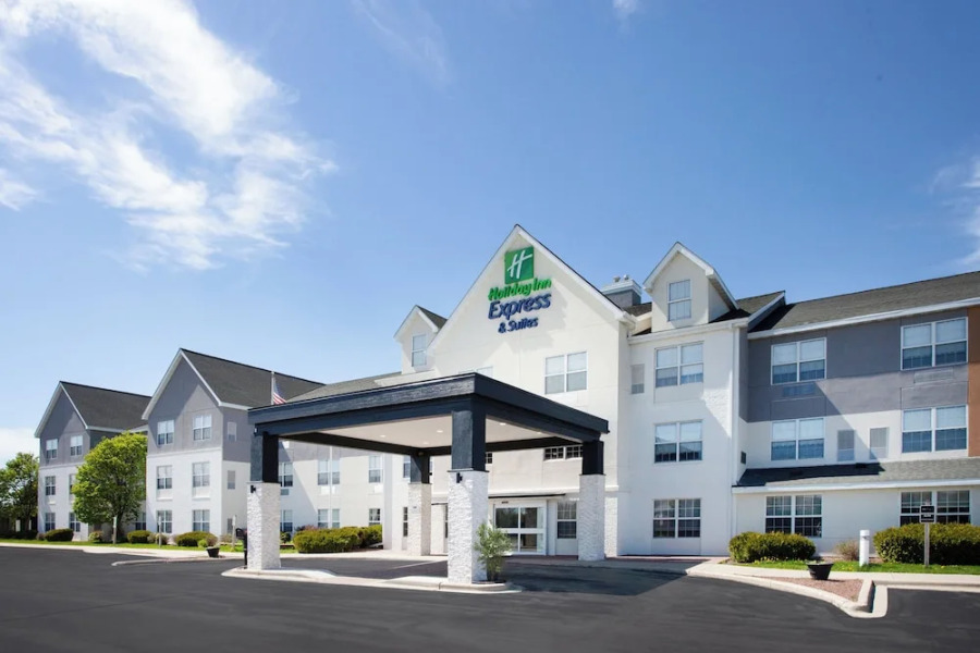Holiday Inn Express And Suites Port Washington