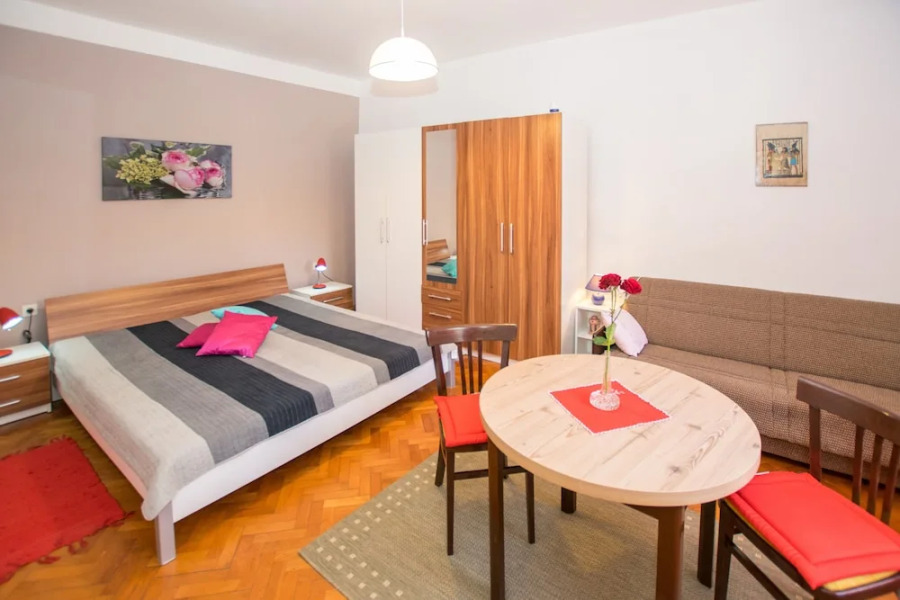 Pleasant 4 person apartment Ana
