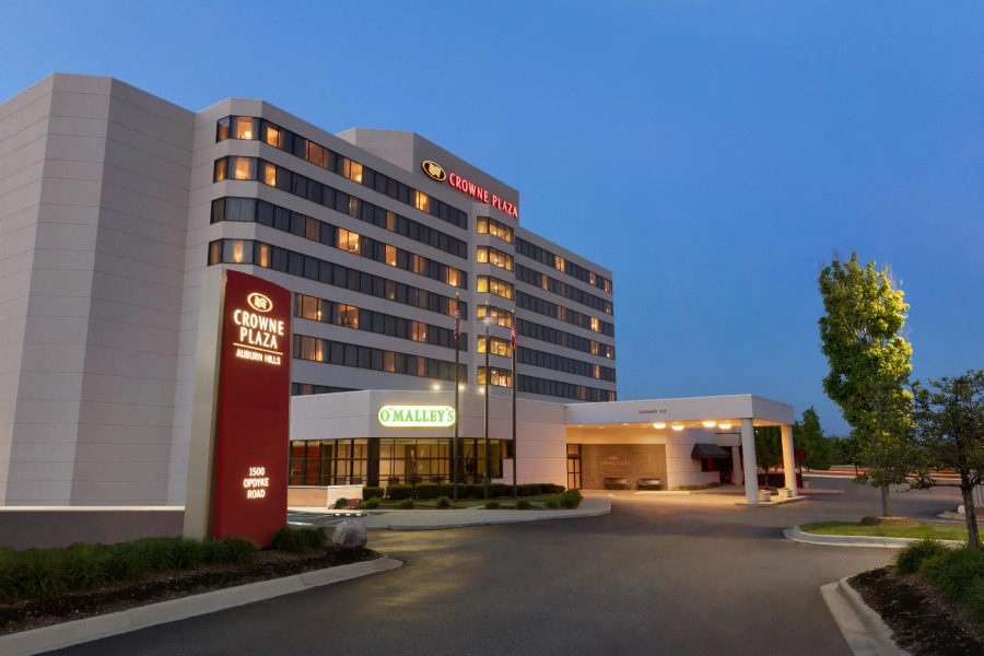 Crowne Plaza Auburn Hills by IHG
