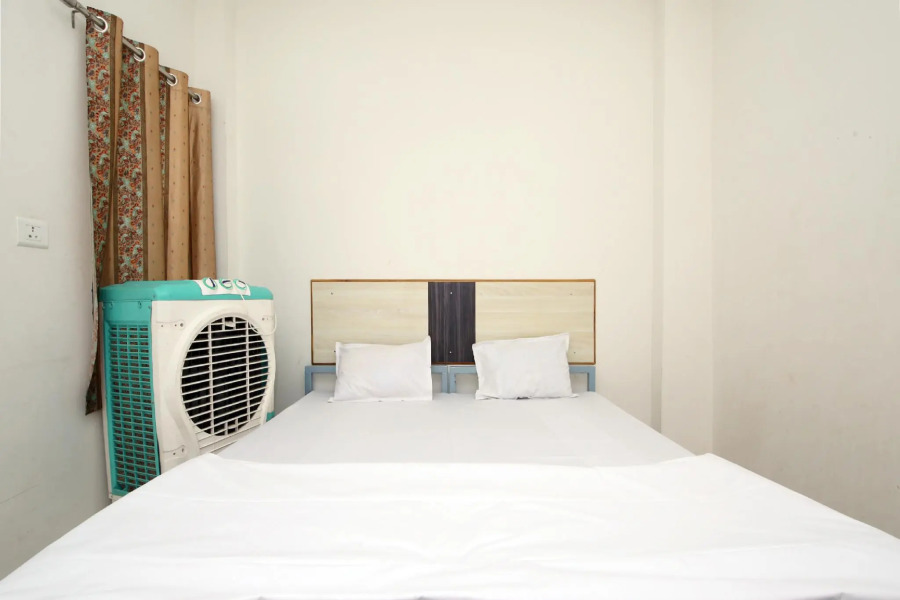 Spot on 41197 Gurukripa Guest House