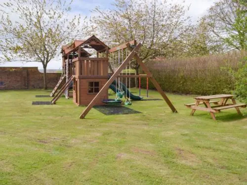 Eldin Hall Cottage 2