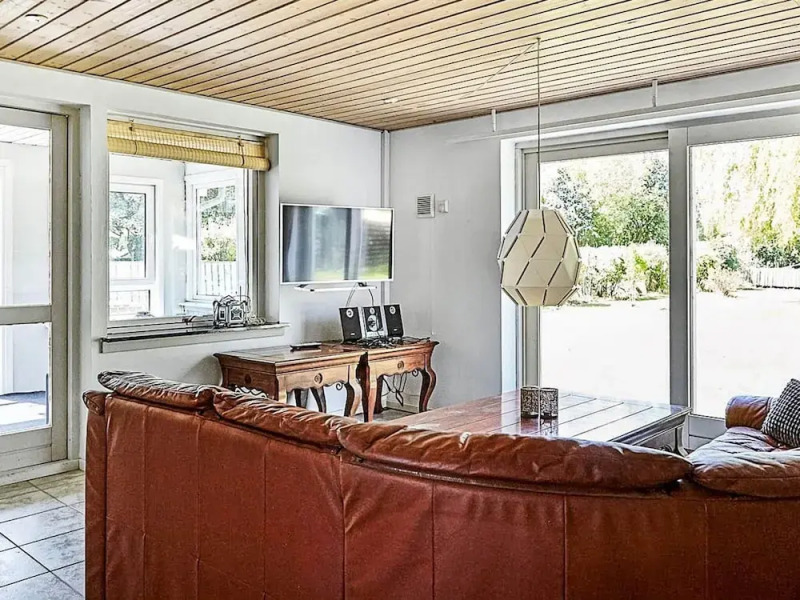 Tranquil Seaside Haven-by Traum