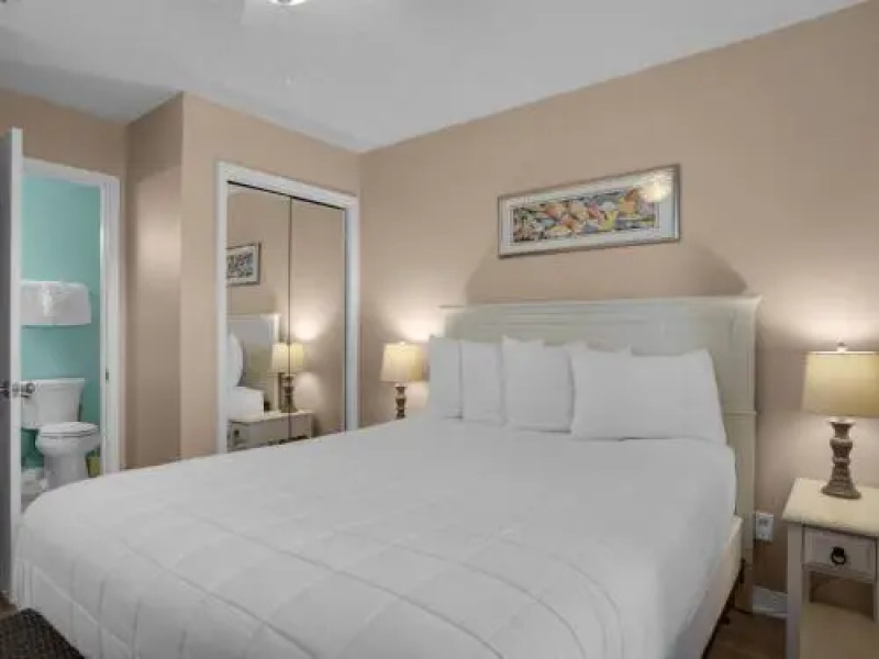 Summer Breeze Condominium 211