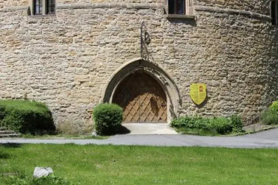 Ferienwohnungen Burg im Zwinger