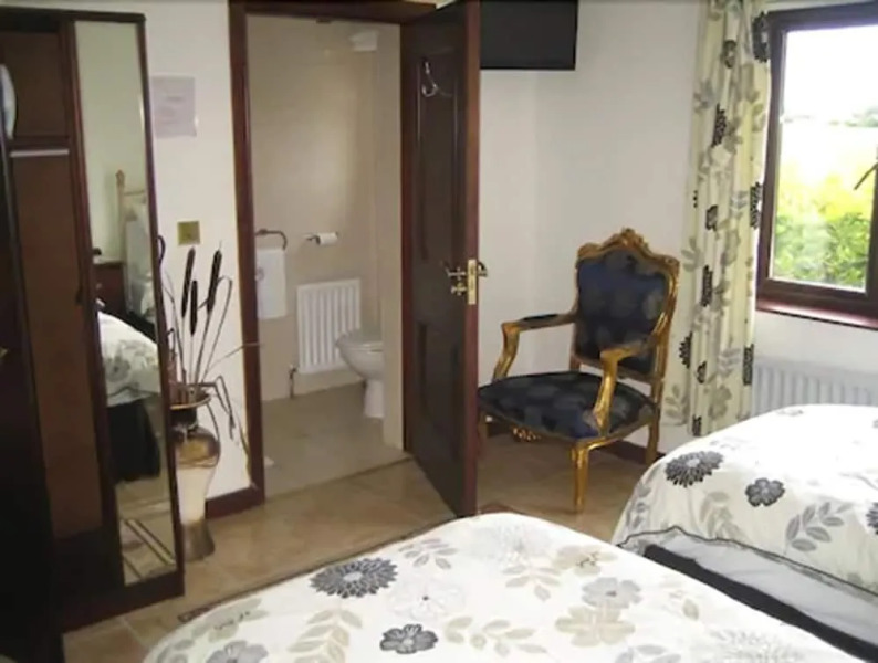 Down Royal House B&B