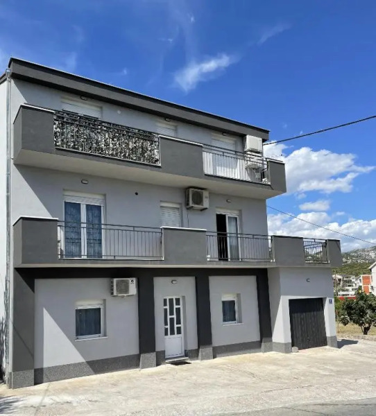 Apartments Antini
