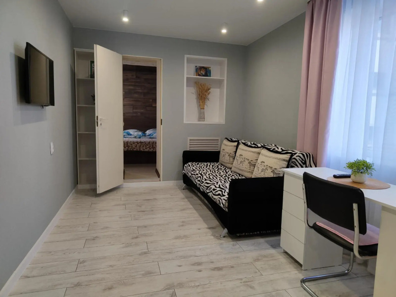 Апартаменты на улице Клавы Нечаевой 1