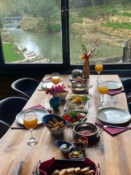 Sosyete Cobani Dogal Yasam Oteli