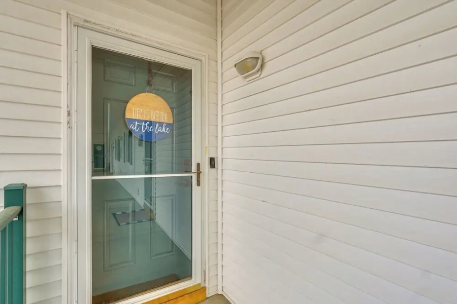 4 Mi to Dtwn: Gem w/ Lake Access in Camdenton