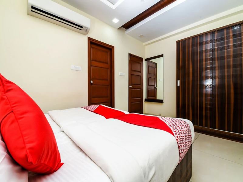 OYO 26768 Crosandra Cliff