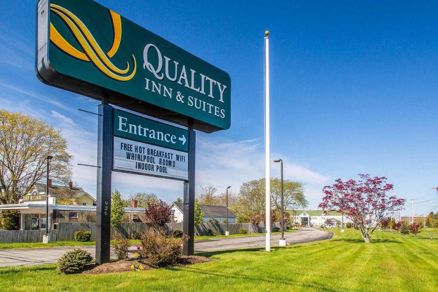 Quality Inn & Suites Middletown - Newport