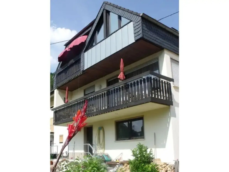 Lovely Apartment in Kirn